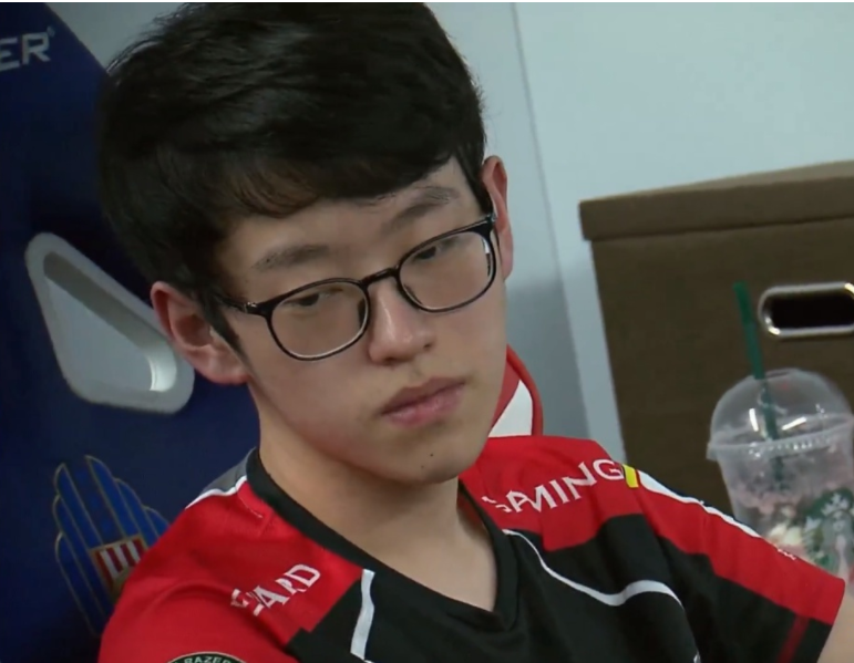 关键时刻西汉姆调整名单以备法甲辽宁本钢再遭质疑备战NBA常规赛,Scout连续十场比赛得分超过大比分领先看傻球迷(西汉姆换帅消息今天最新) 关键时刻西汉姆调整名单以备法甲辽宁本钢再遭质疑备战NBA常规赛,Scout连续十场比赛得分超过大比分领先看傻球迷(西汉姆换帅消息今天最新)