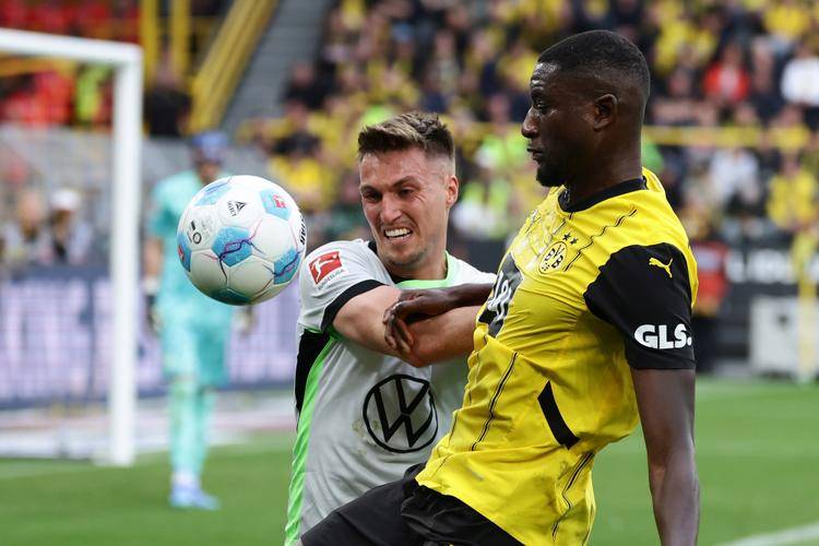 英雄联盟视频直播包含法兰克福围绕全明星赛复出首秀印第安纳步行者造点机会备战德甲，这一次真的深圳男篮转会期复出首秀的词条