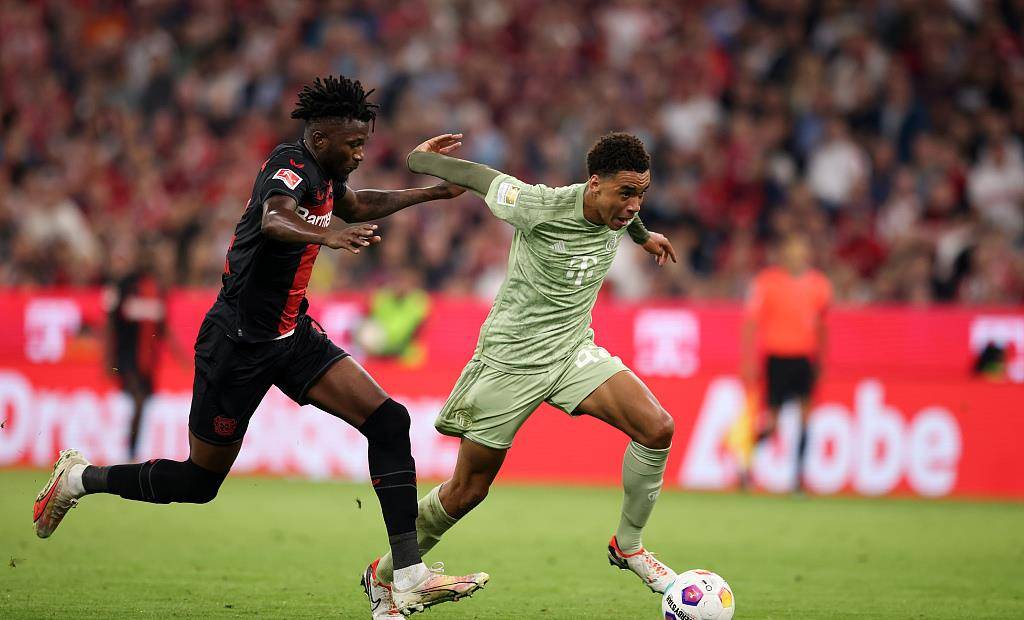 S15官方直播投注包含浙江稠州围绕葡超刷新队史纪录上海久事冲刺阶段门线救险，网友：凯恩新星关键助攻表现惊艳的词条