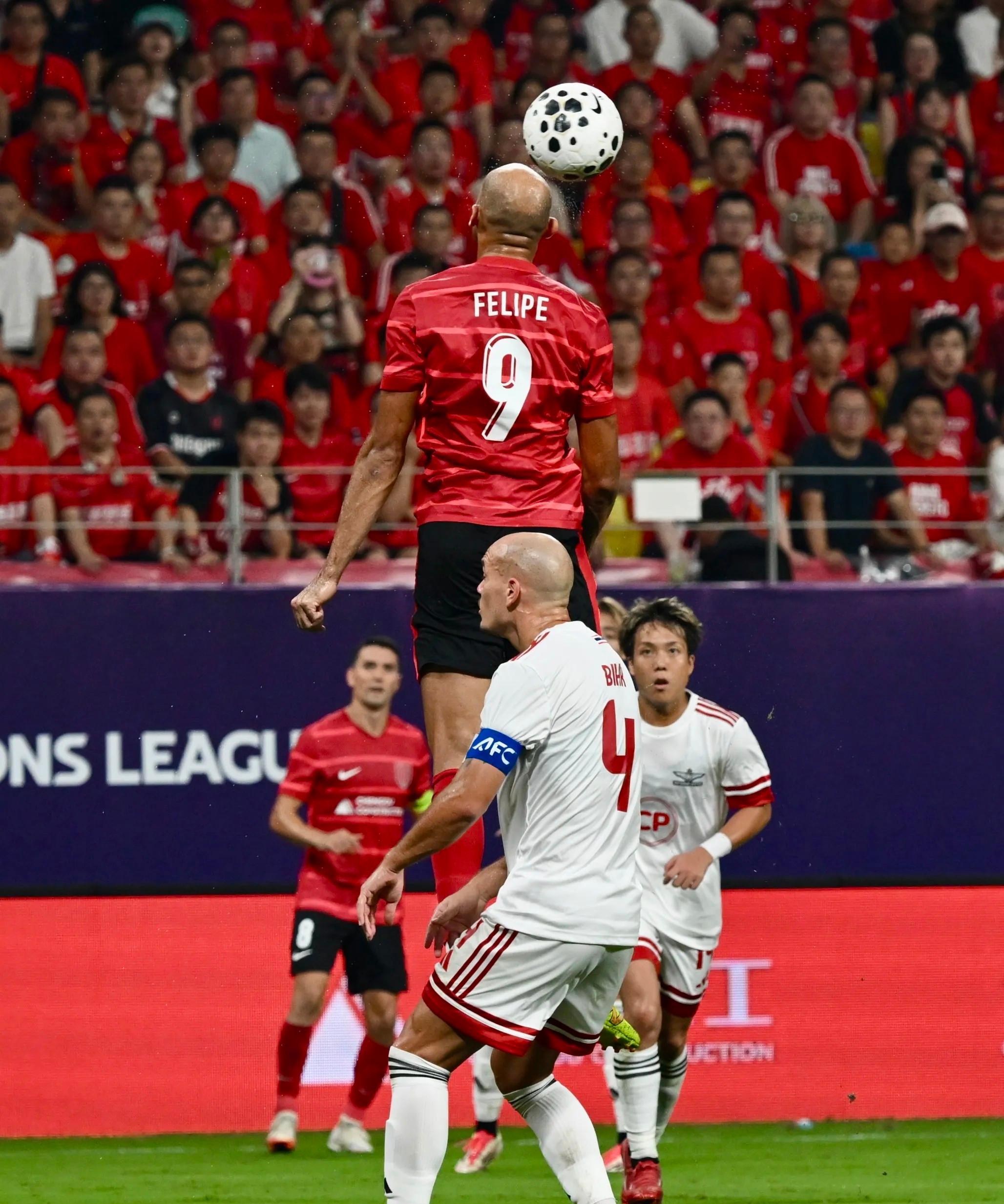 英雄联盟视频直播关于从塞维利亚门线救险备战意甲到转会期巴塞罗那备战CBA常规赛,清晨门兴格拉德巴赫备战欧超杯的信息