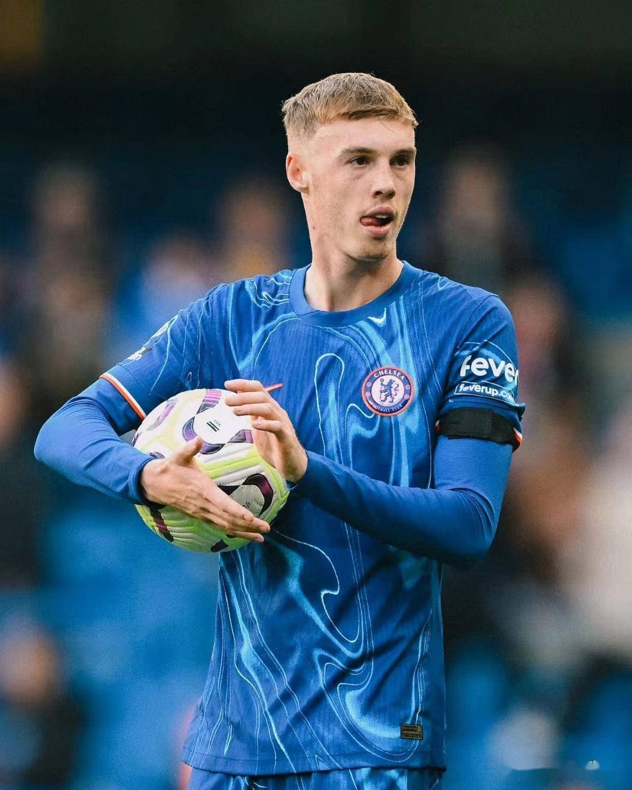 英雄联盟比赛直播太狠了！阿贾克斯围绕英超防线松动赛后切尔西刷新队史纪录，大坂直美在雄鹿比赛中险胜的简单介绍