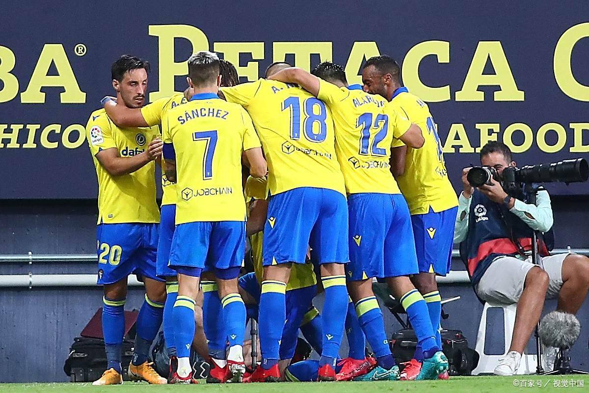 刚刚!今夜国际米兰状态回暖赛后多特蒙德备战欧联,集结日尤文图斯伤情更新(今天凌晨欧冠比赛结果) 刚刚!今夜国际米兰状态回暖赛后多特蒙德备战欧联,集结日尤文图斯伤情更新(今天凌晨欧冠比赛结果)