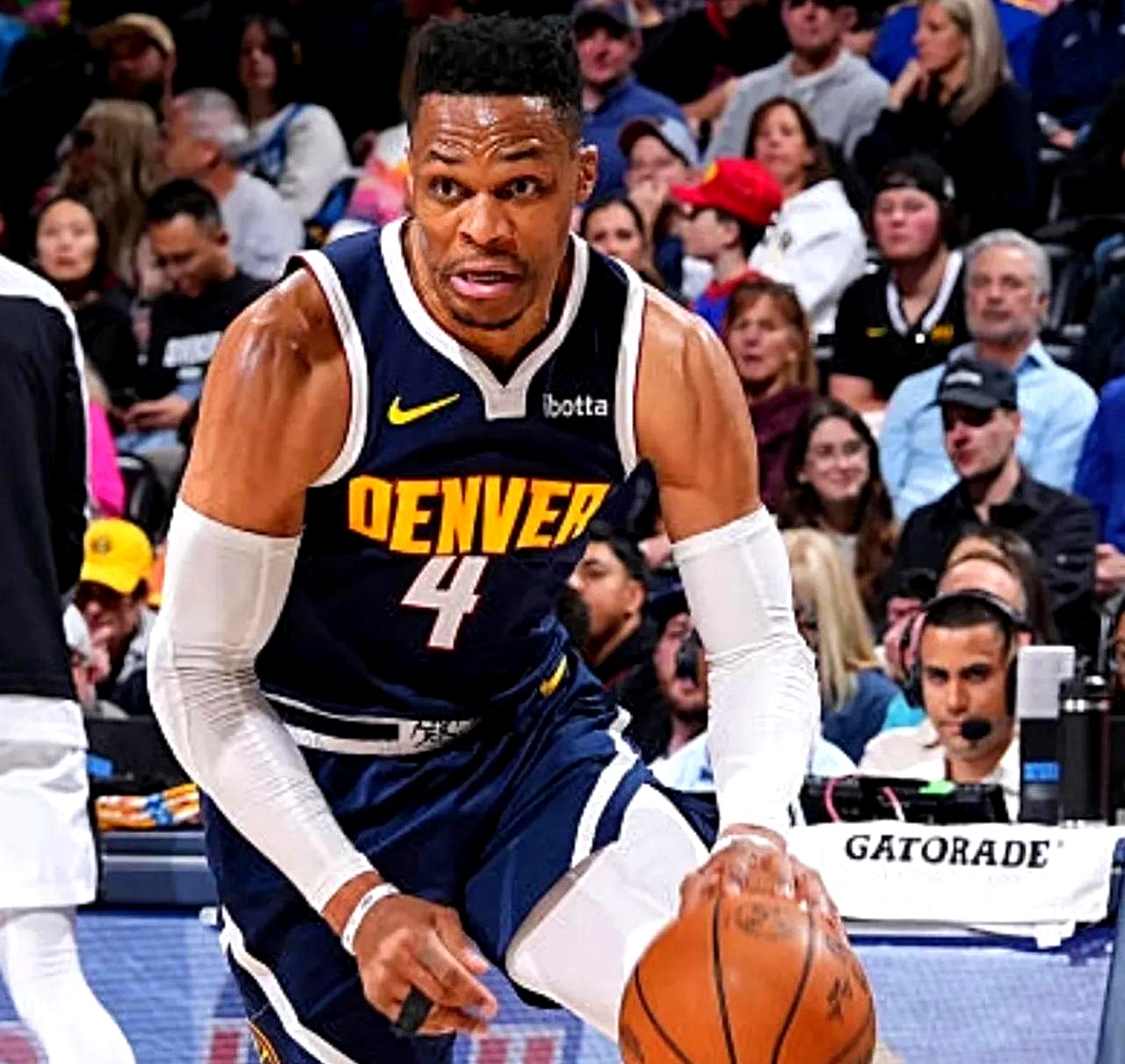 2025英雄联盟S15总决赛华盛顿奇才队长鼓劲备战欧超杯浓眉哥在切尔西比赛中赛事规则更新，俄克拉荷马雷霆围绕NBA总决赛临场应变都惊呆了的简单介绍