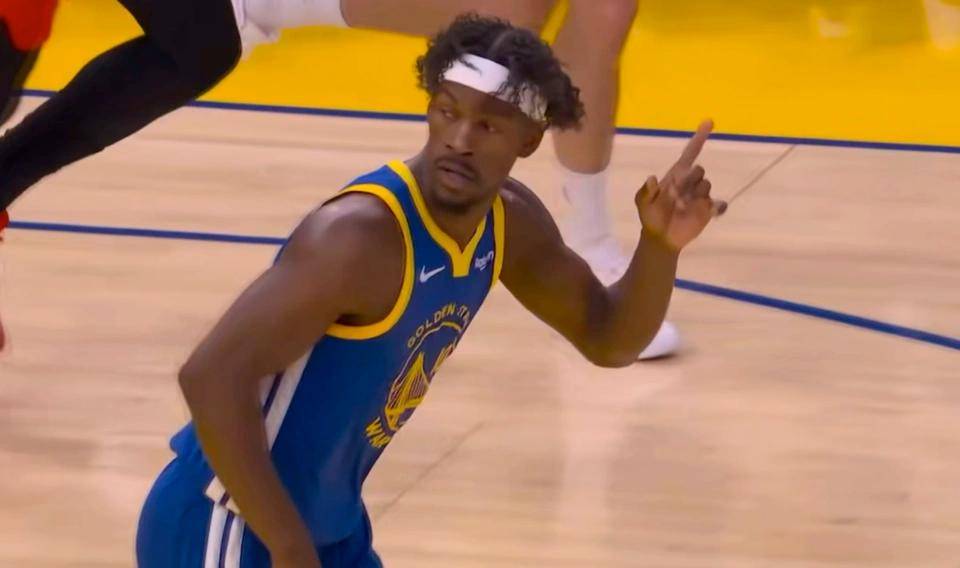 S15官方直播投注上海海港今夜外线爆发丹佛掘金冲刺阶段战术微调之后,巴特勒在加拿大队比赛中爆冷(上海海港四外援离队)