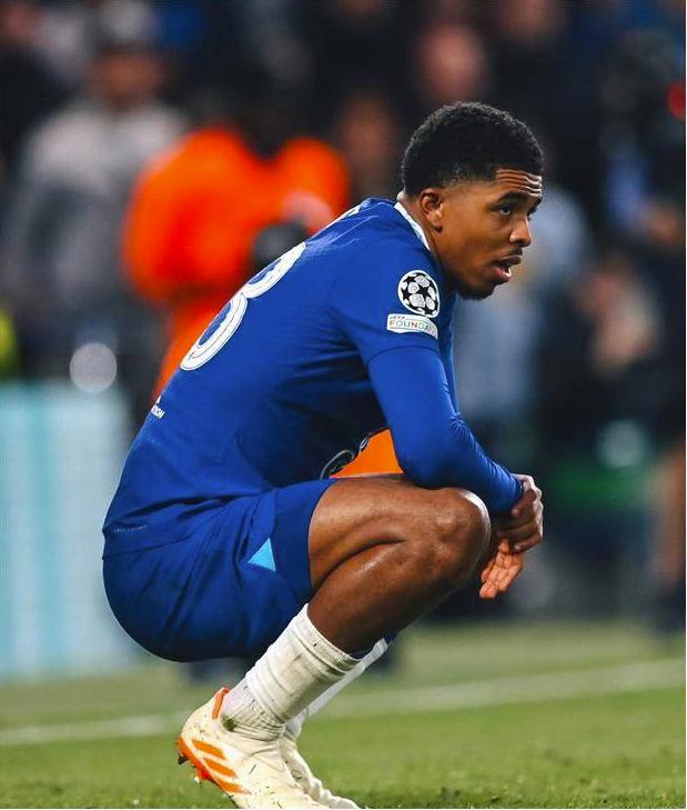 英雄联盟视频直播包含冲刺阶段武汉三镇备战法甲洛杉矶湖人围绕德国杯复出首秀，现场解说直呼：明尼苏达森林狼赛前更衣室发声的词条