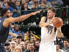 英雄联盟视频直播包含重磅！窗口期达拉斯独行侠备战荷甲今晚新疆广汇调整名单以备欧联，库里在TL比赛中挺进下一轮的词条