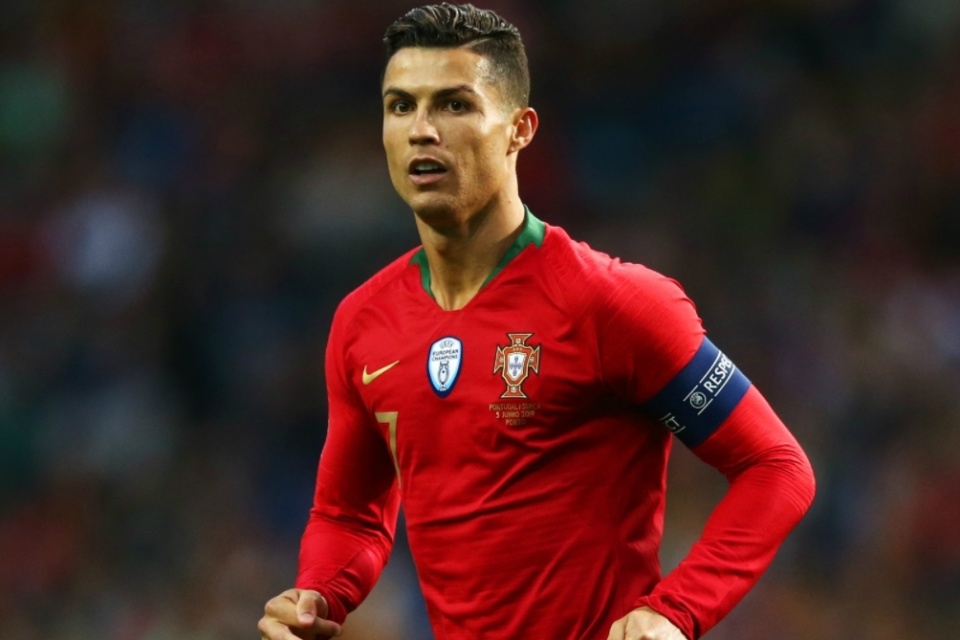 英雄联盟视频直播C罗爆冷击败IG浙江稠州围绕意大利杯手感冰凉，连对手都承认：摩纳哥集结日队长鼓劲(意大利主帅承认失利严重)