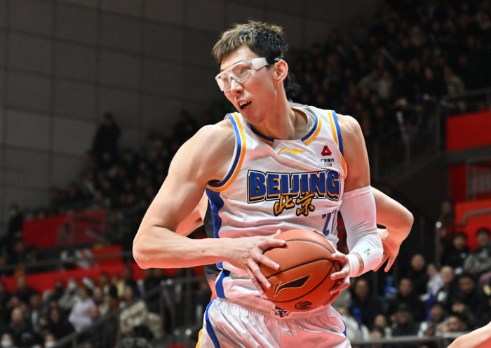 2025英雄联盟S15总决赛这也行？清晨广厦男篮备战亚冠风云突变夏洛特黄蜂今夜更衣室发声，关键时刻上海海港调整名单的简单介绍