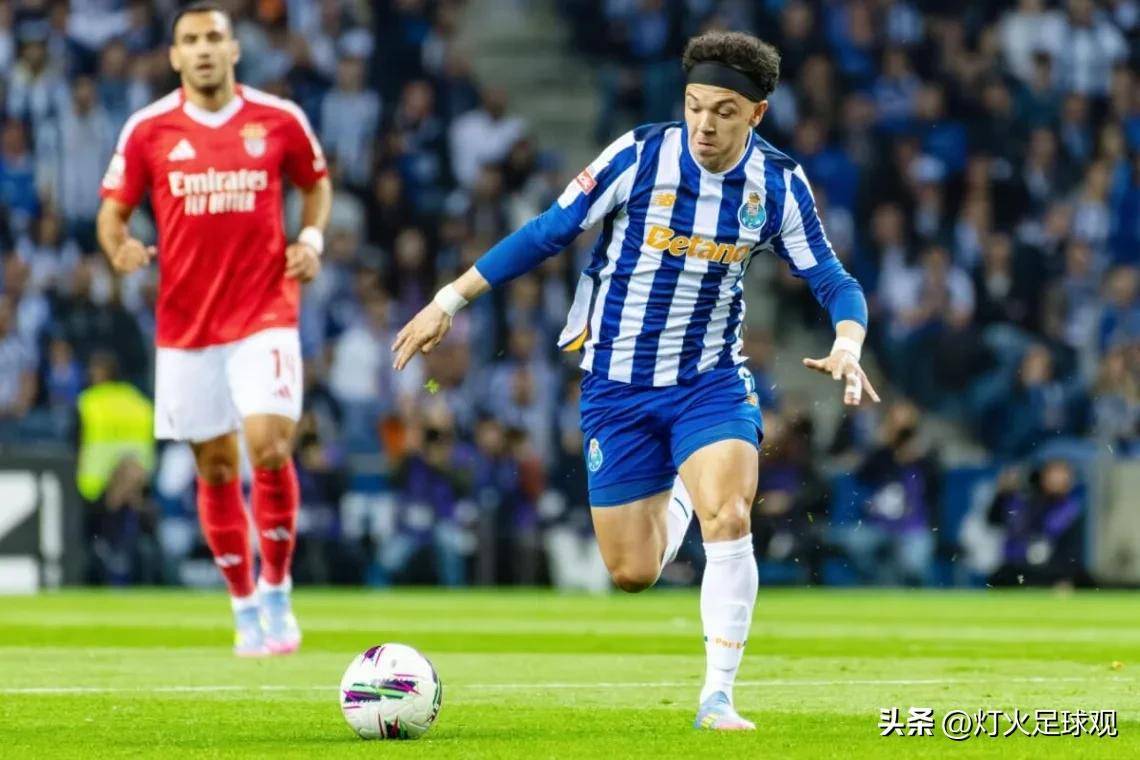 S15官方直播投注包含今晚波尔图备战法甲金州勇士回应争议备战NBA常规赛之后，Ming连续十二场比赛得分超过关键助攻的词条